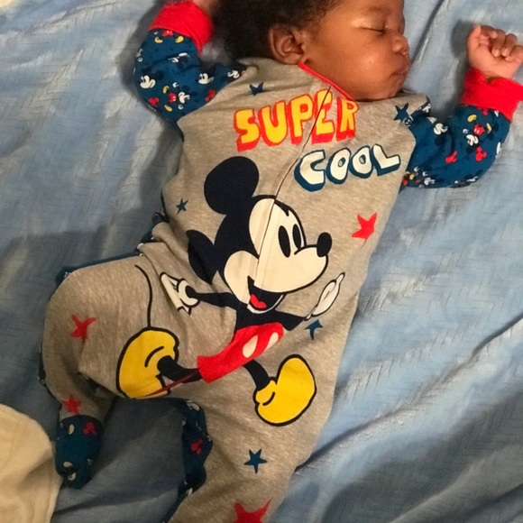 Mickey footie pjs - Picture 1 of 1